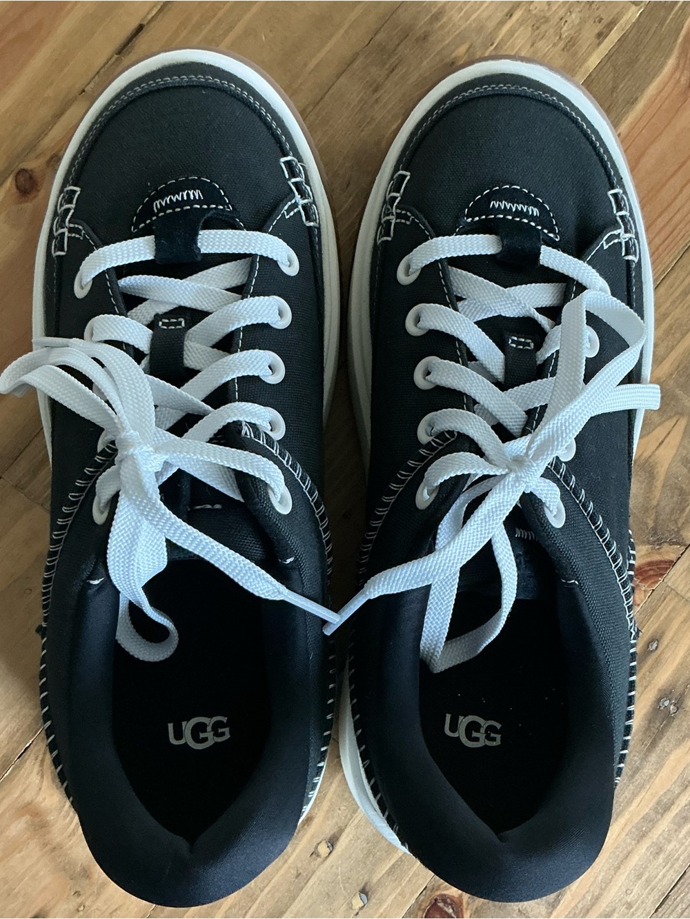 UGG Women’s EZ-Duzzit Platform Sneakers in Black and White - Picture 2 of 4